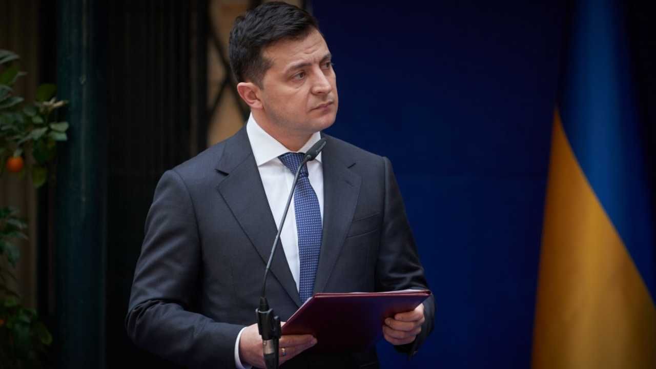 Rosja przejmie władzę? ,,Wojna to tylko kwestia czasu'' Wojna to tylko kwestia czasu' Wołodymyr Zełenski znalazł się w ogniu krytyki (fot. Wiki 4.0/Кабінет Міністрів України)