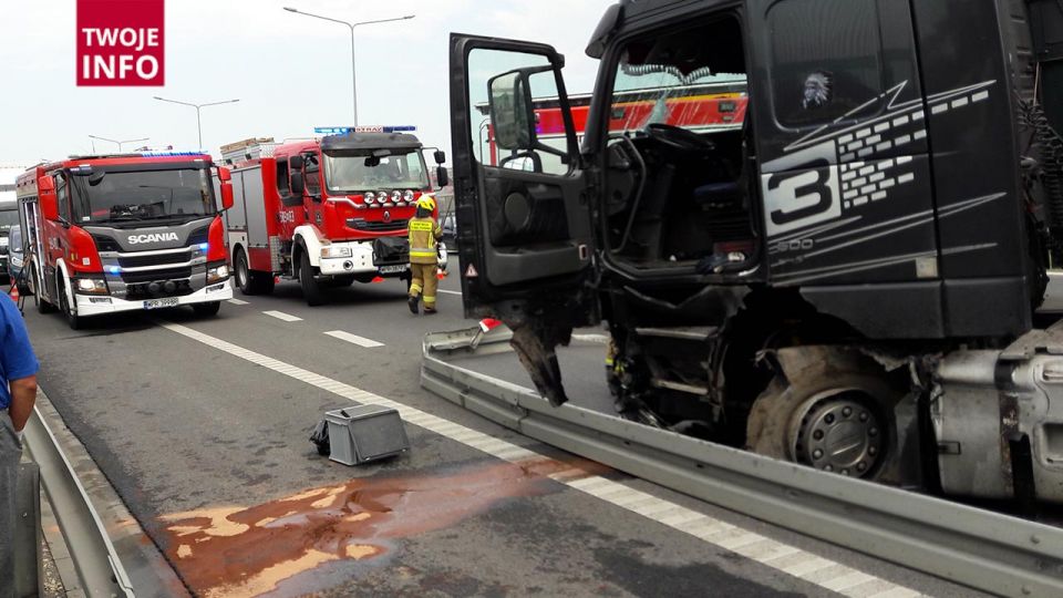 Wypadek na S8. Nieoficjalnie: W korku utknęła kolumna ...
