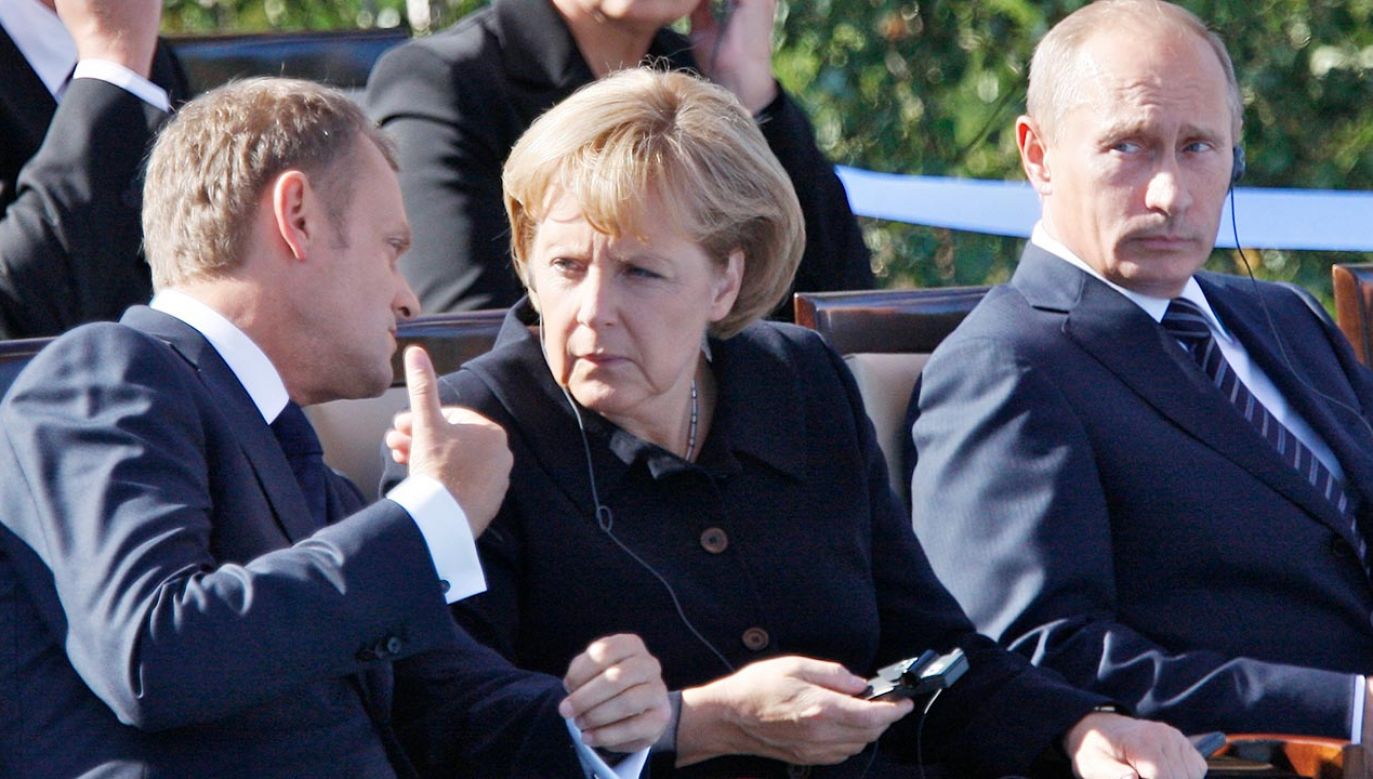 Donald Tusk, Angela Merkel i Władimir Putin (fot. PAP/Adam Warżawa)