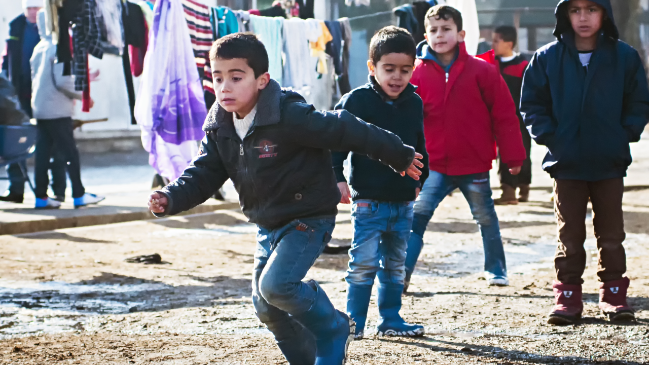 Jak twierdzą eksperci, liczba zaginionych dzieci-uchodźców w Niemczech jest najwyższa od trzech lat (fot. Shutterstock, zdjęcie ilustracyjne)