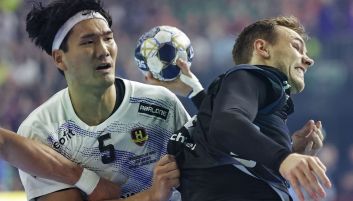 Kadr z meczu Fuechse Berlin – Nantes (fot. PAP/EPA)