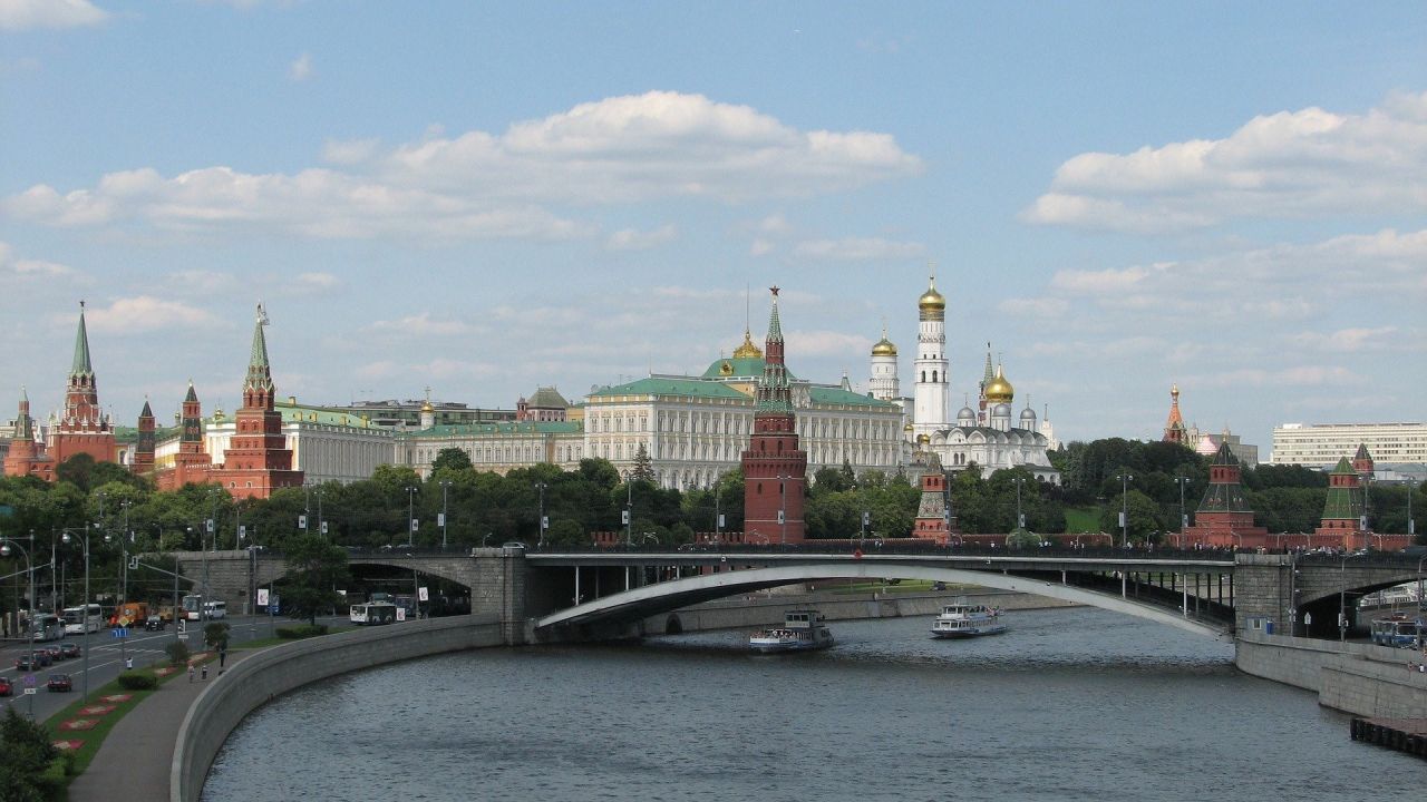 Pandemia koronawirusa nie wpłynęła na zmniejszenie agresywnych poczynań Kremla zarówno w kwestii dezinformacji i manipulacji (fot. pixabay.com/apreklama)
