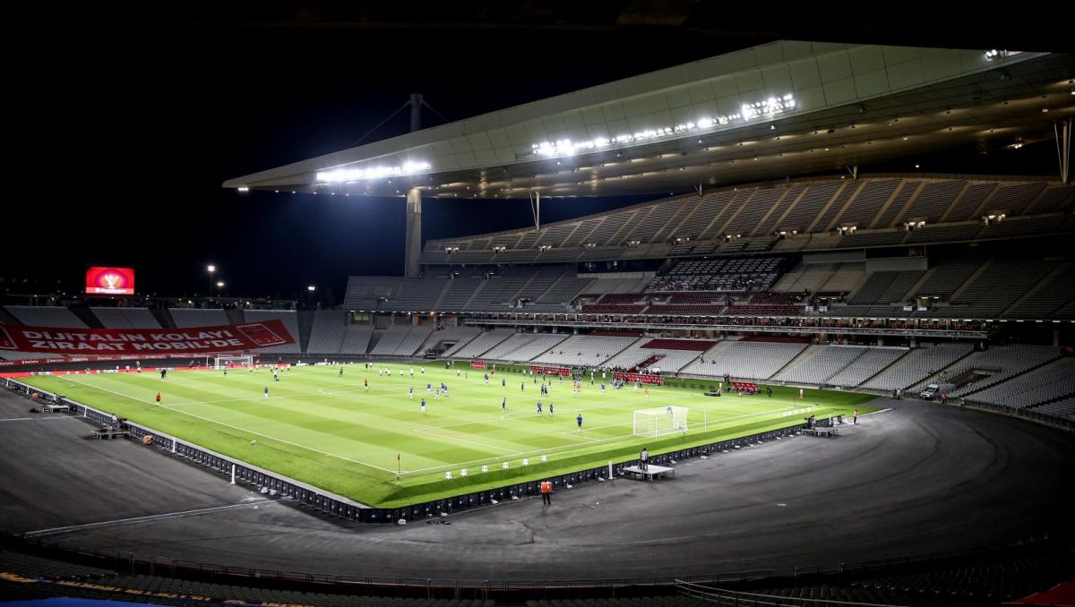 Liga Mistrzow 2020 21 Gdzie Zostanie Rozegrany Final Terminarz Rozgrywek Kto Zagra W Fazie Grupowej Sport Tvp Pl