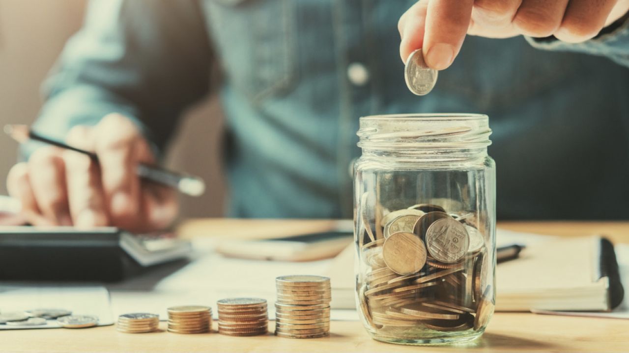 Klienci jednego z banków mogą odzyskać pieniądze za spłacony kredyt (fot. Shutterstock/lovelyday12) Klienci jednego z banków mogą odzyskać pieniądze za spłacony kredyt (fot. Shutterstock/lovelyday12)