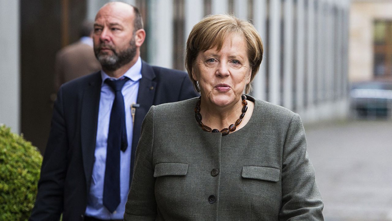 Kierowany przez Angelę Merkel blok partii chadeckich CDU/CSU wygrał 24 września wybory parlamentarne. (fot. PAP/EPA/OMER MESSINGER)