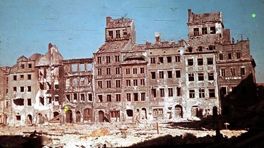 Warszawskie Stare Miasto, sierpień 1944. Fot. Wikimedia
