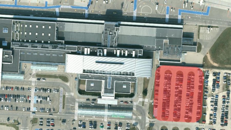 Poznań Ławica, hala odlotów, terminal, kiss&fly (fot. Poznan Airport/Facebook)