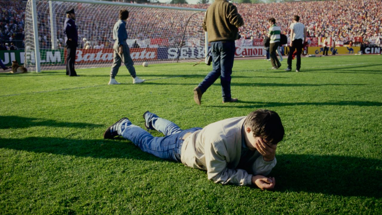 W wyniku zamieszek na stadionie Heysel zginęło 39 osób (fot. Getty)